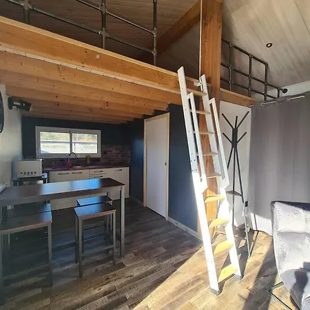 De 35 M2 Apartamento *