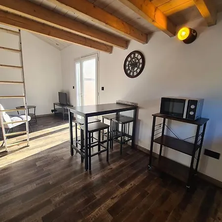 De 35 M2 Appartement *